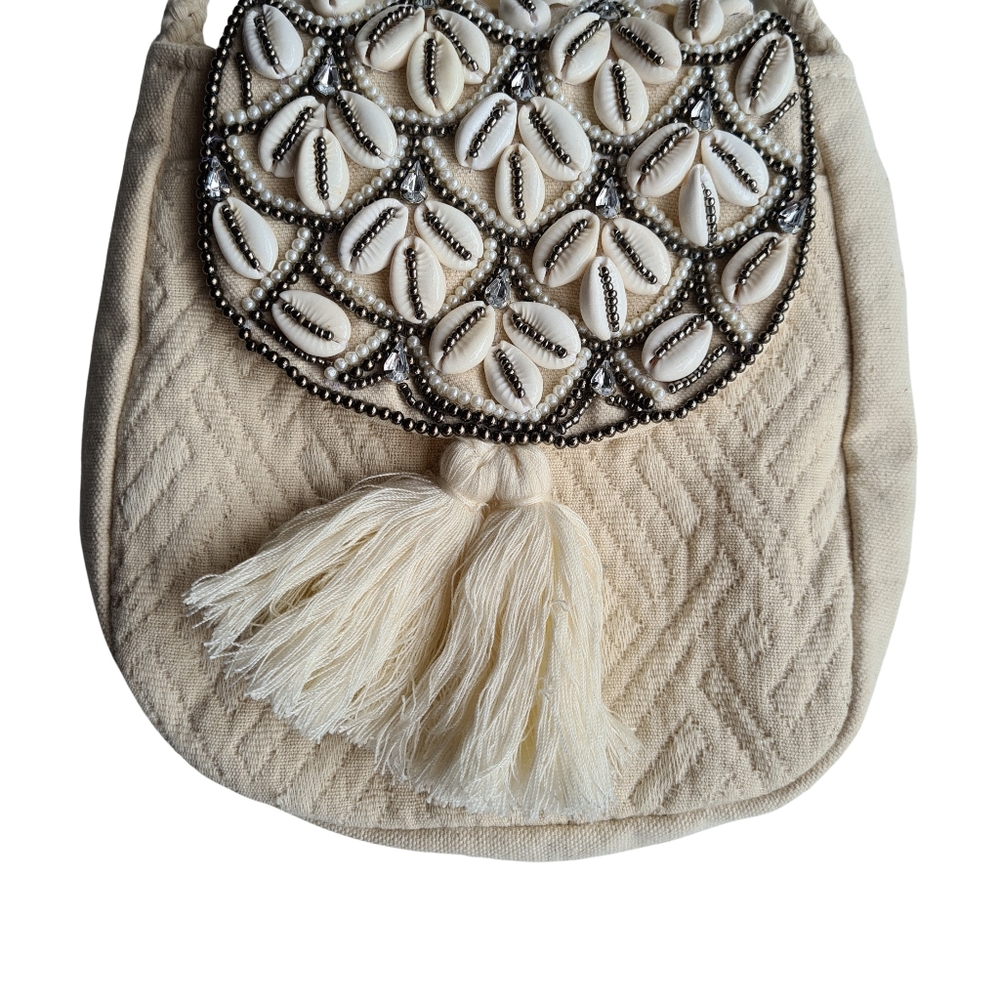 Sportsgirl Ivory Textured Fabric & Shell Crossbody Bag - Picture 4 of 8
